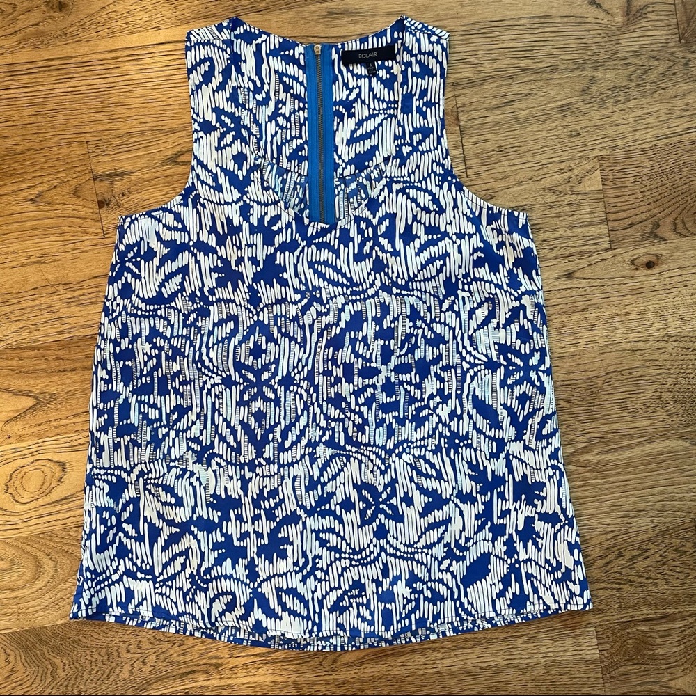 Eclair Women’s Blue & White Floral Printed Sleeveless Tank Top Size Small